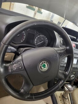 Prodám díly z vozu Škoda Octavia 2 2.0 tdi dsg - 7
