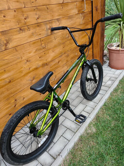 Freestyle kolo Mongoose Legion 20" - 7