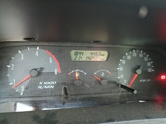 Prodám Nissan Terrano 3.0 - 7