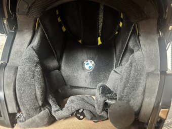 BMW helma vel. XL 60/61  a komunikátor - 7