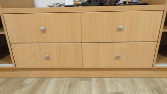 Atypická vestavná šatní skříň - 7