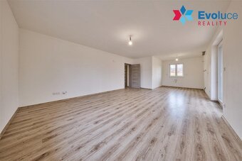 Prodej novostavby rodinného domu 4+kk se zárukou - 7