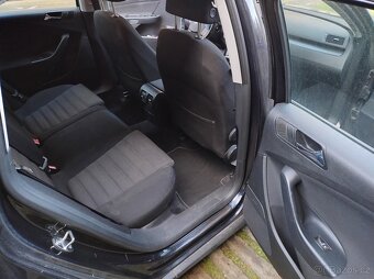 Volkswagen Passat B6 1.9 TDI 77 kW (2006) - 7
