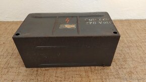 Luftwaffe kryt měniče na vysílačku FuG 10 Ln 37375 - 7