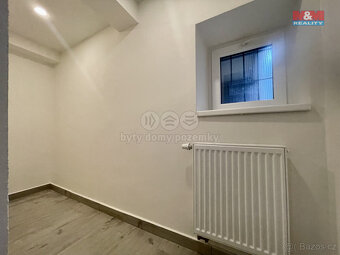 Pronájem atypického bytu, 39 m², Slaný, ul. Ouvalova - 7