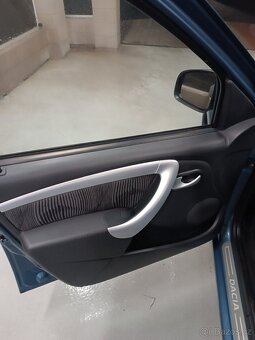 Dacia Logan 1.5 dci sedmimístný - 7