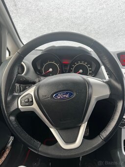 Ford fiesta - 7