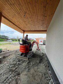 Pokládka zámkové dlažby a výkopové práce - 7