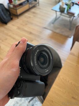 📷 Prodám Sony A6400 + ZDARMA objektiv 16–50mm OSS - 7