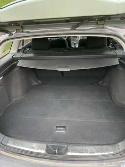 Toyota Avensis 2.0 D4D - 7