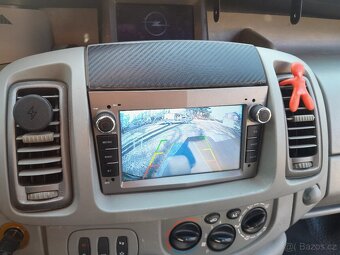 Opel Vivaro 2.5 Cdti 8 míst TOP stav - 7