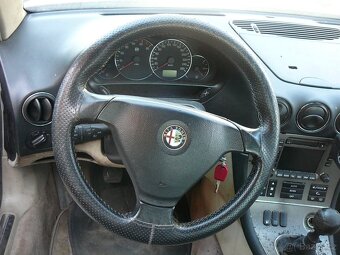Alfa Romeo 166 2.4 100kW prodám díly - 7