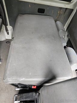 2.řada sedačka sedaček VW T5 T5.1 T6 - 7