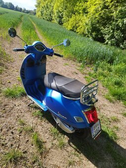 Vespa 300 GTS - 7