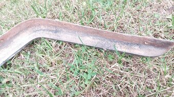 Nissan Patrol Španěl – LEM BLATNÍKU LZ 3DV - 7