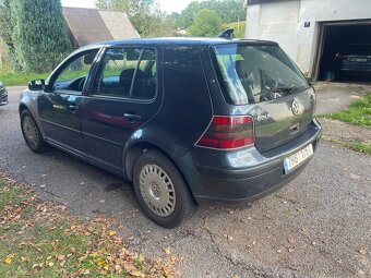Golf IV 1.6 rok výroby 1998 - 7