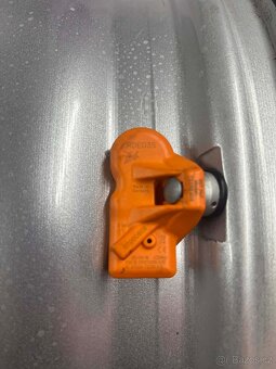 5x112 R18 8J ET30 - 7