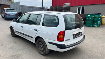 Renault Megane 1 1.6 16v automat - 7