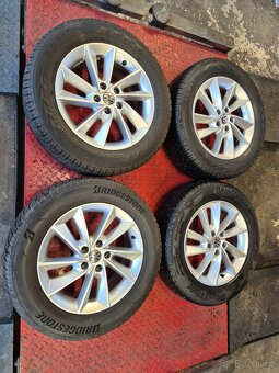 VW TIGUAN ALU 6,5J x 17’’ ET 38 215/65 R17Bridgestone 5.5mm - 7