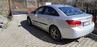 Chevrolet cruze 1.6, benzín - 7