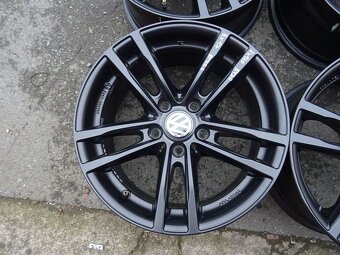 Alu disky na BMW, 17",  5x120, ET 30 , šíře 8J - 7