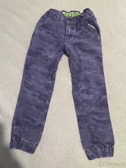 Různé oblečení - 7