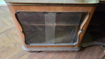 starožitný nábytek - skříň, skříňka, toaletka - 7