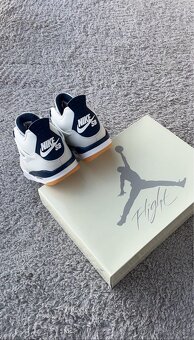 Air Jordan 4 Retro SB Navy - 7