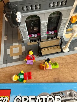 LEGO Creator Expert 10251 Brick Bank - Z VÝSTAVKY + SVĚTLA - 7