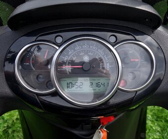 PIAGGIO BEVERLY 300 - 7