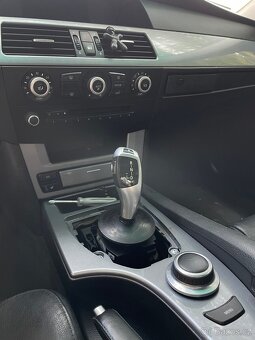 BMW E60 díly - 7