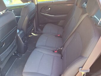 Kia Carens 1.7crdi 100kw nafta - 7