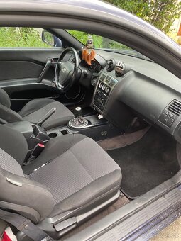 Hyundai coupe 2.0 - 7