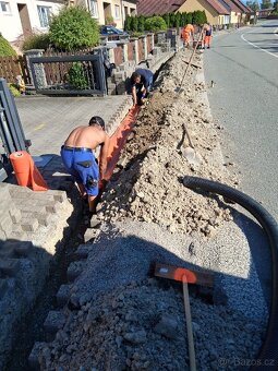 Zemní práce / demolice – ručně i bagrem, nástup ihned
- 7