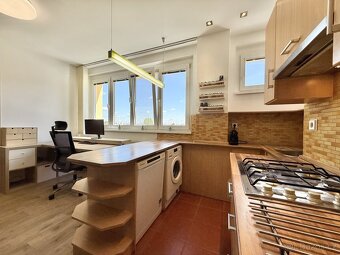 Prodej bytu 2+kk 40 m², Praha - Břevnov, ev.č. 00083 - 7
