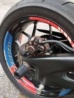 Honda CBR 1000 RA r. 2014 - 7