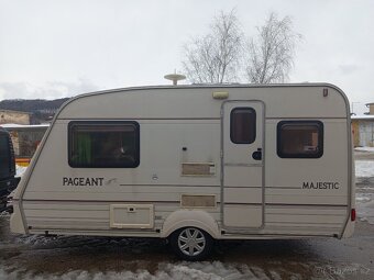 OBYTNÝ PŘÍVĚS BAILEY PAGEANT - 7