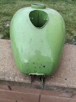 Jawa 250, 350 Kývačka - 7