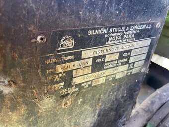Avia A30K cisterna - 7