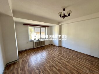 Prodej bytu 3+1, Králův Dvůr, ev.č. 100900 - 7