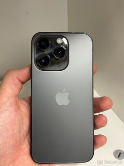 Apple iPhone 14 Pro 128Gb černý - 7