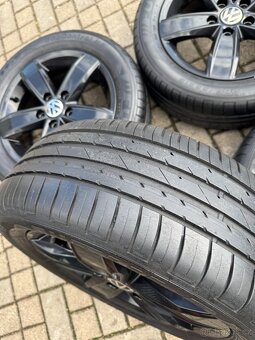 ORIGINÁL Alu Volkswagen Corvara R16, 5x112 - TOP STAV, LETNÍ - 7
