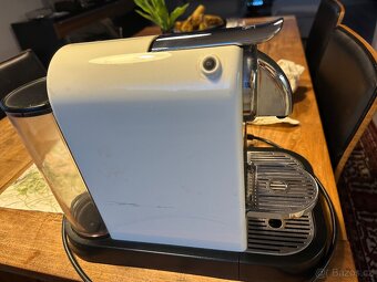 Kavovar kapslovy Delonghi Nespresso - 7