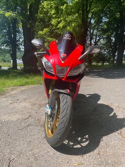 Aprilia RSV4 Factory APRC ABS – TOP stav, 135 kW, nové pneu - 7