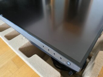 32" Dell U3219Q UltraSharp - USB - C , 4K - 7