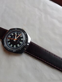 zachovalé  mechanické hodinky Prim Sport II. - 7