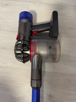Dyson V8 - 7