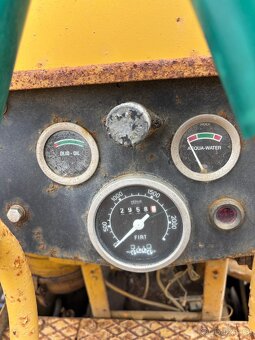 Pásový smykový nakladač / buldozér Fiat Allis FL6 - 7