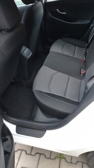 Hyundai i30 combi 1.0,88 kw - 7