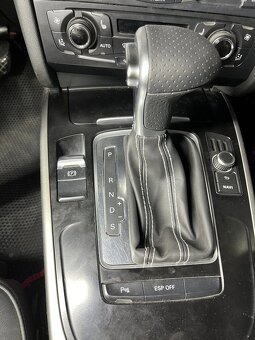 Radiaca páka pre automat AUDI / čierna biela červená nitka - 7